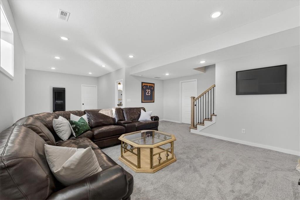 5515 NW 96th Street