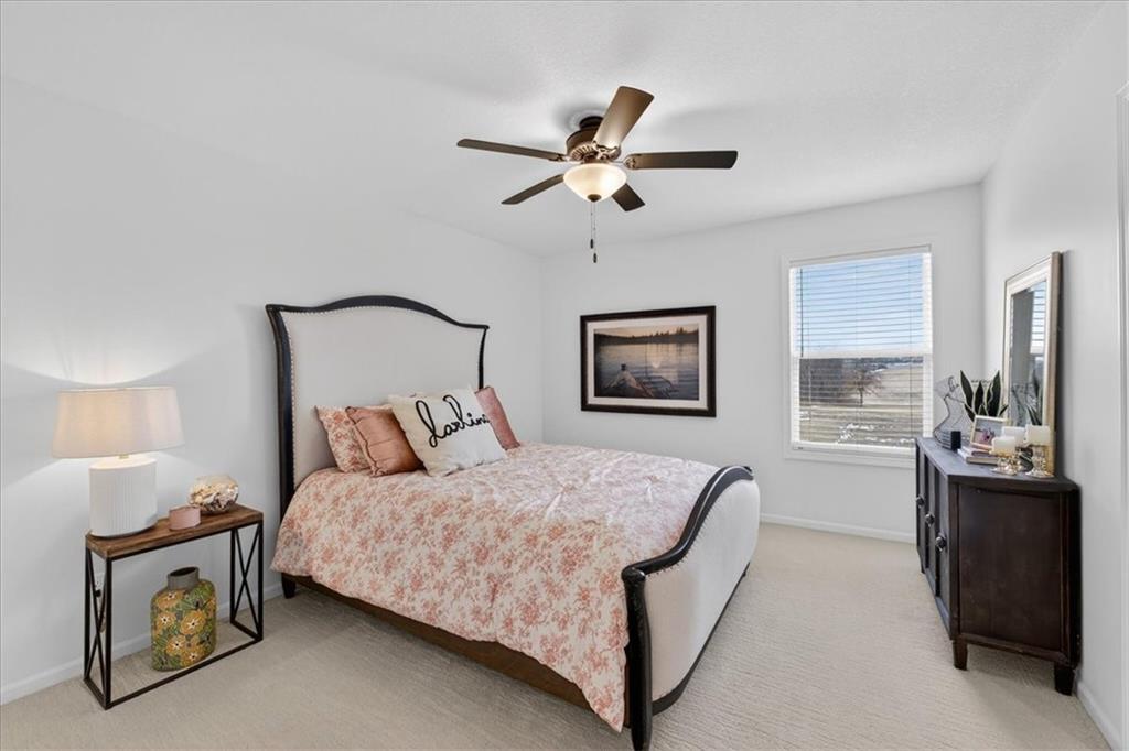 105 SW Meadowbrook Drive