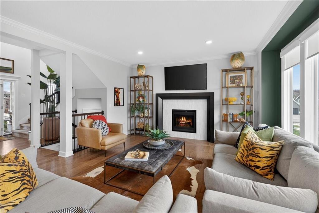 105 SW Meadowbrook Drive