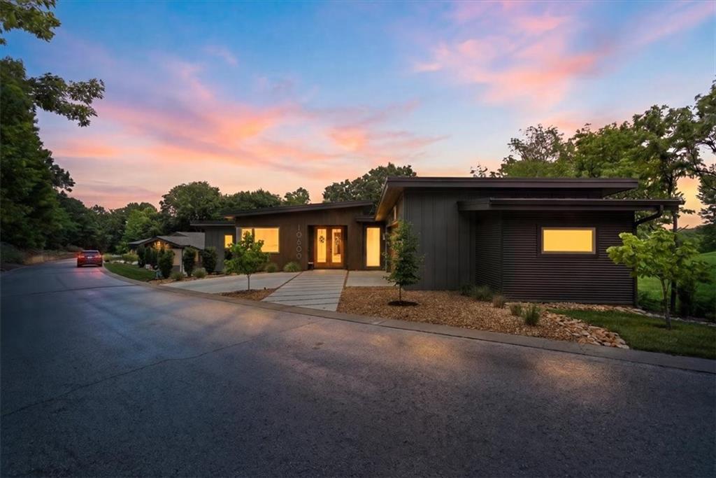 10600 Chateau Lane