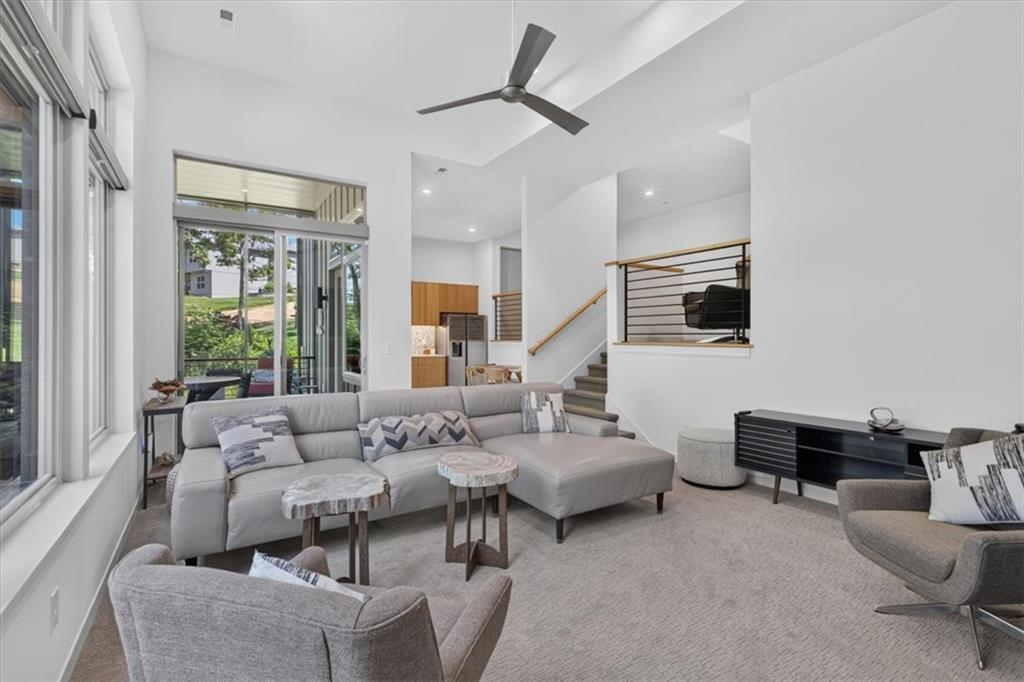 10600 Chateau Lane
