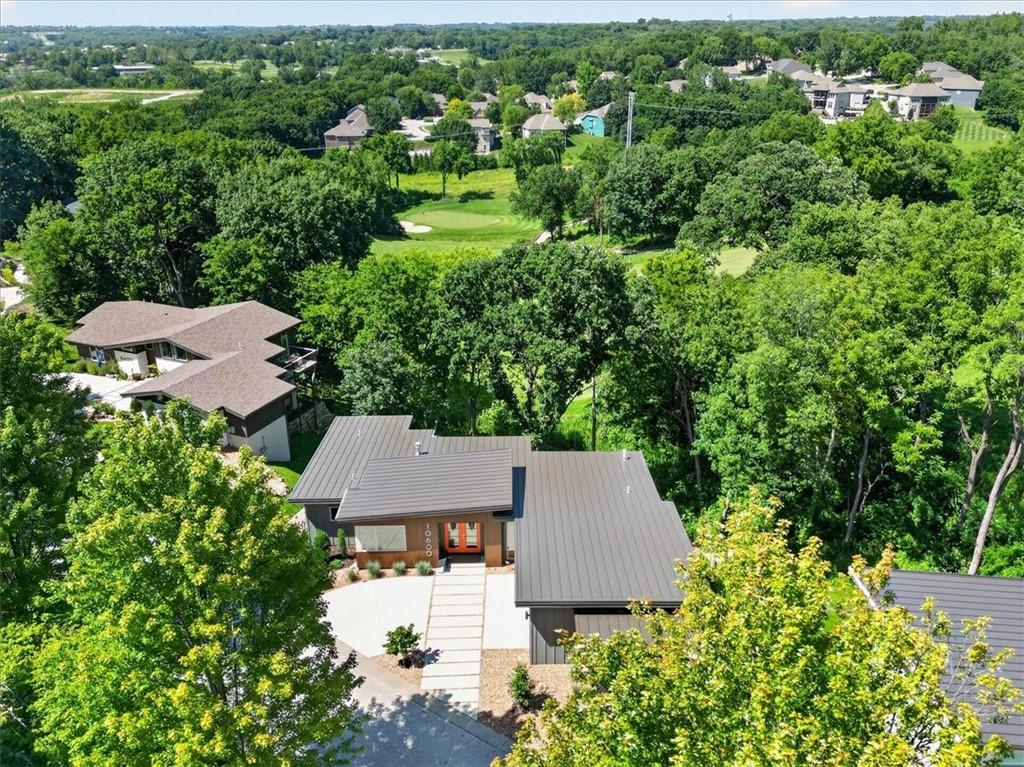 10600 Chateau Lane
