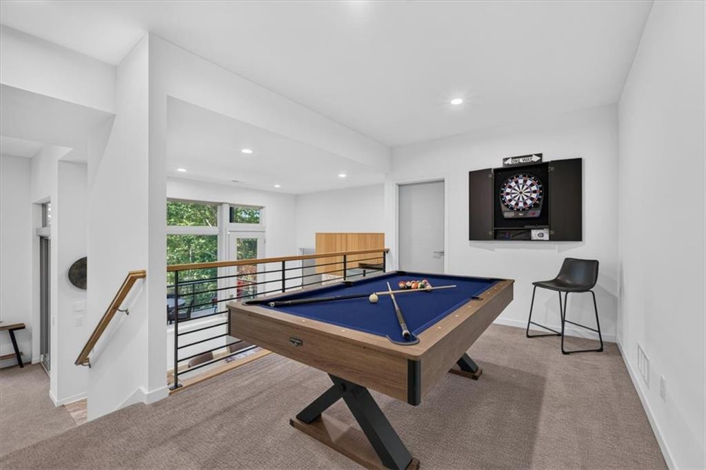 10600 Chateau Lane
