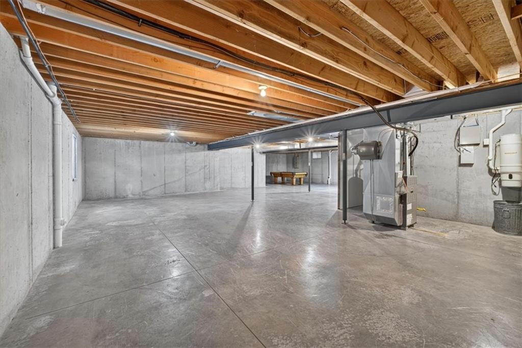 4776 SW Leafwing Drive