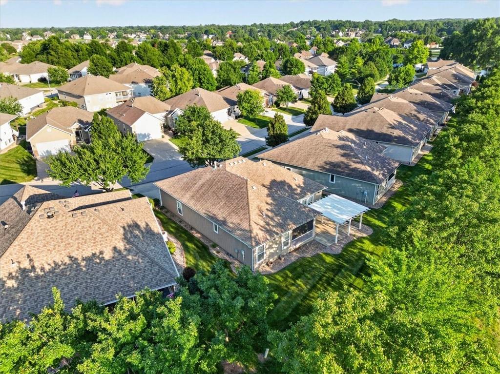 4776 SW Leafwing Drive