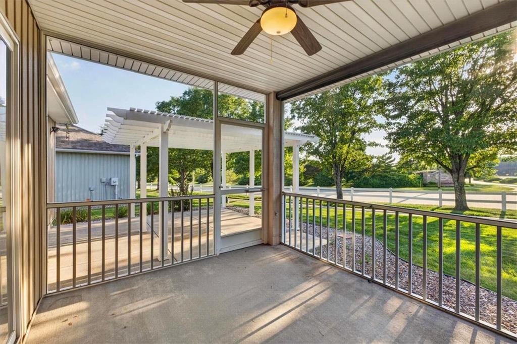4776 SW Leafwing Drive