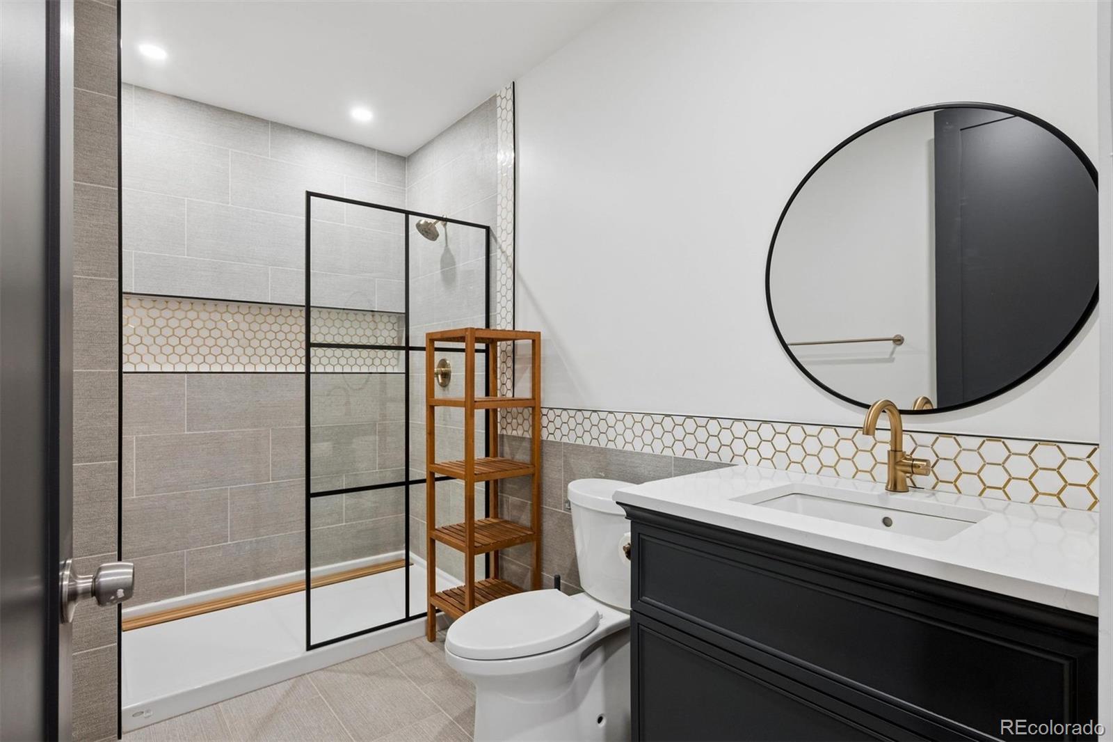 16 S Mt Vernon Country Club Road