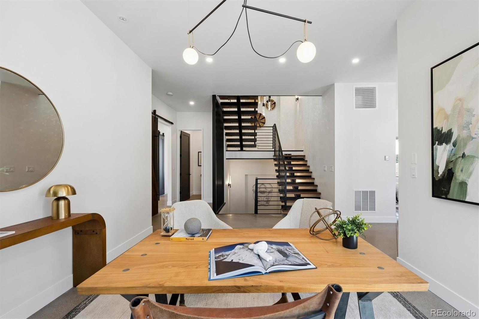 16 S Mt Vernon Country Club Road