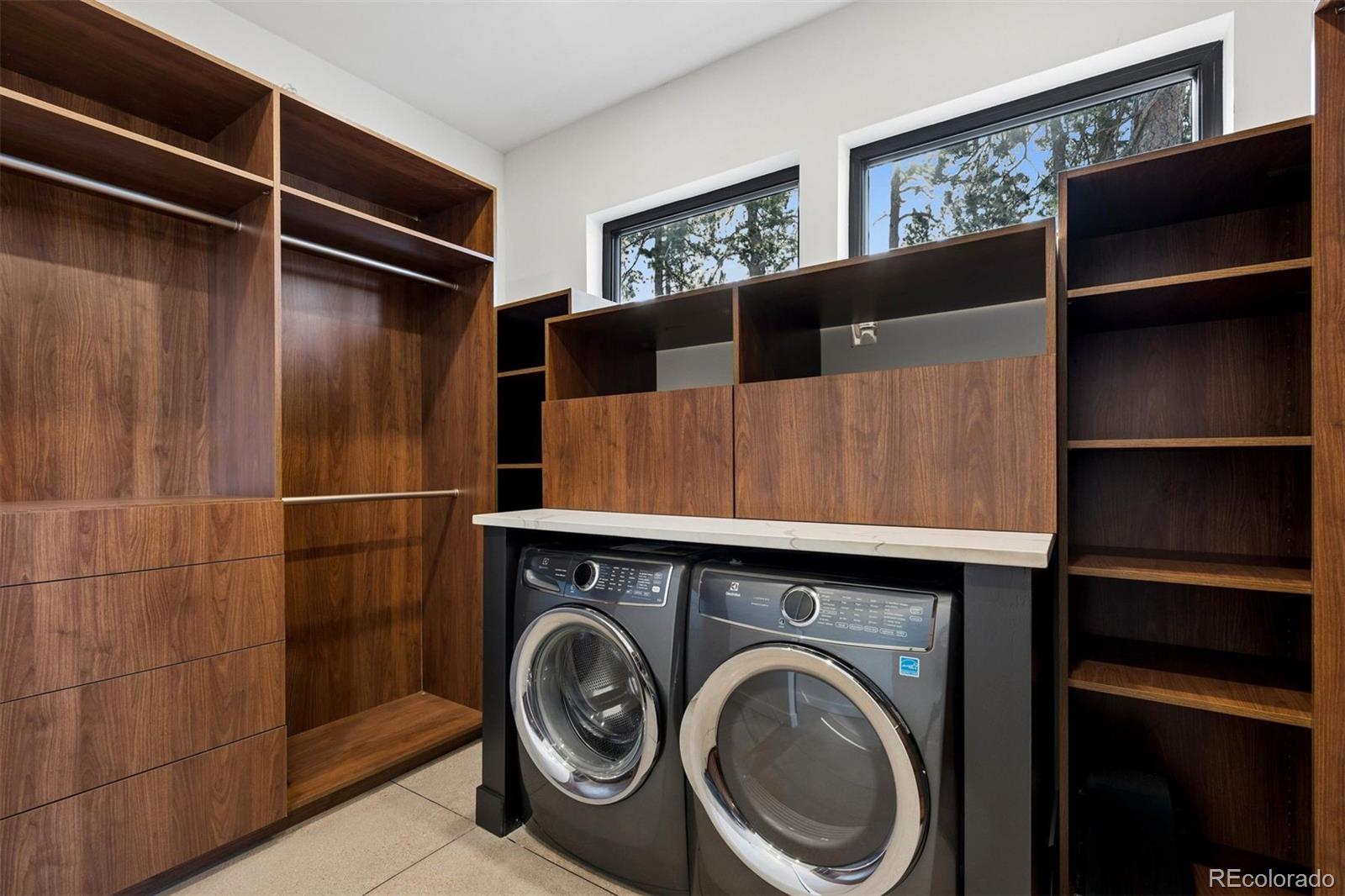 16 S Mt Vernon Country Club Road