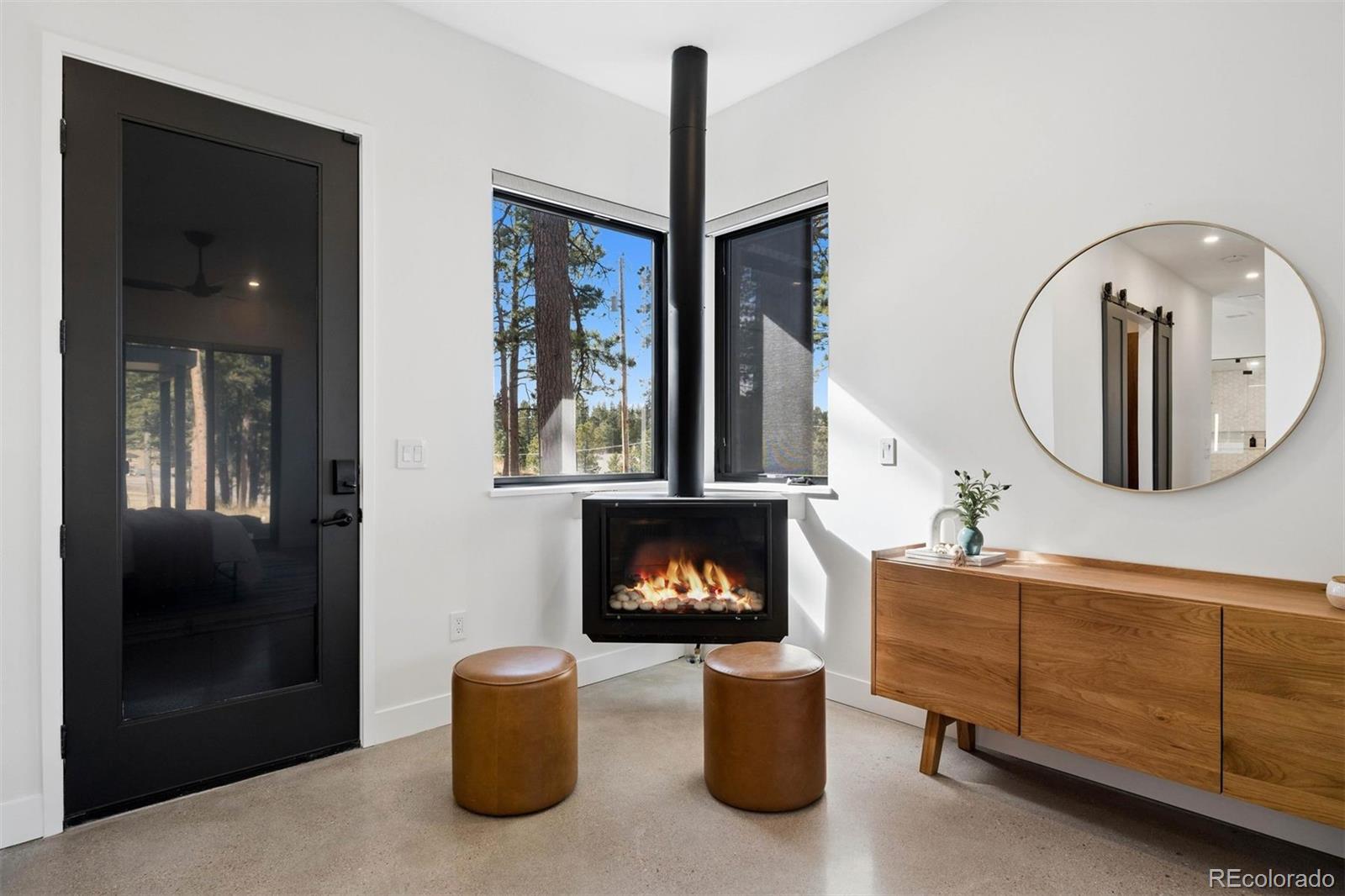 16 S Mt Vernon Country Club Road