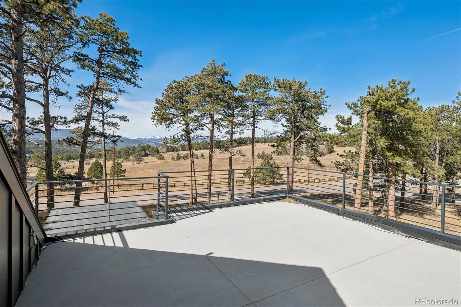 16 S Mt Vernon Country Club Road