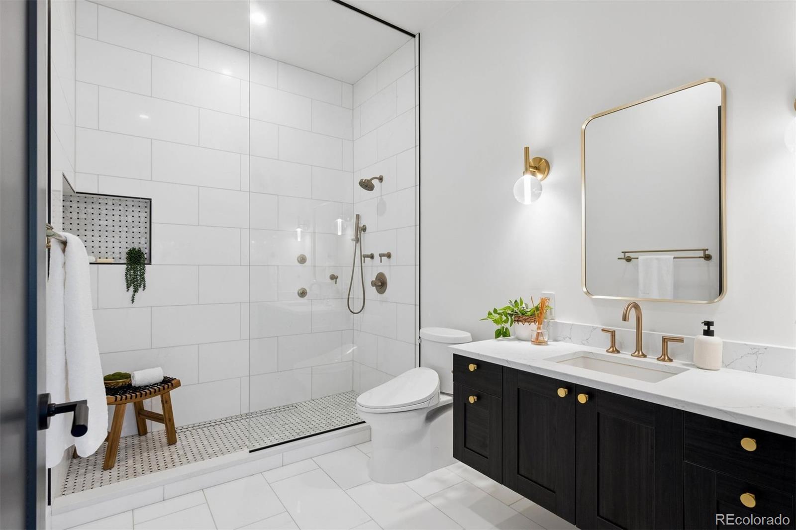 16 S Mt Vernon Country Club Road