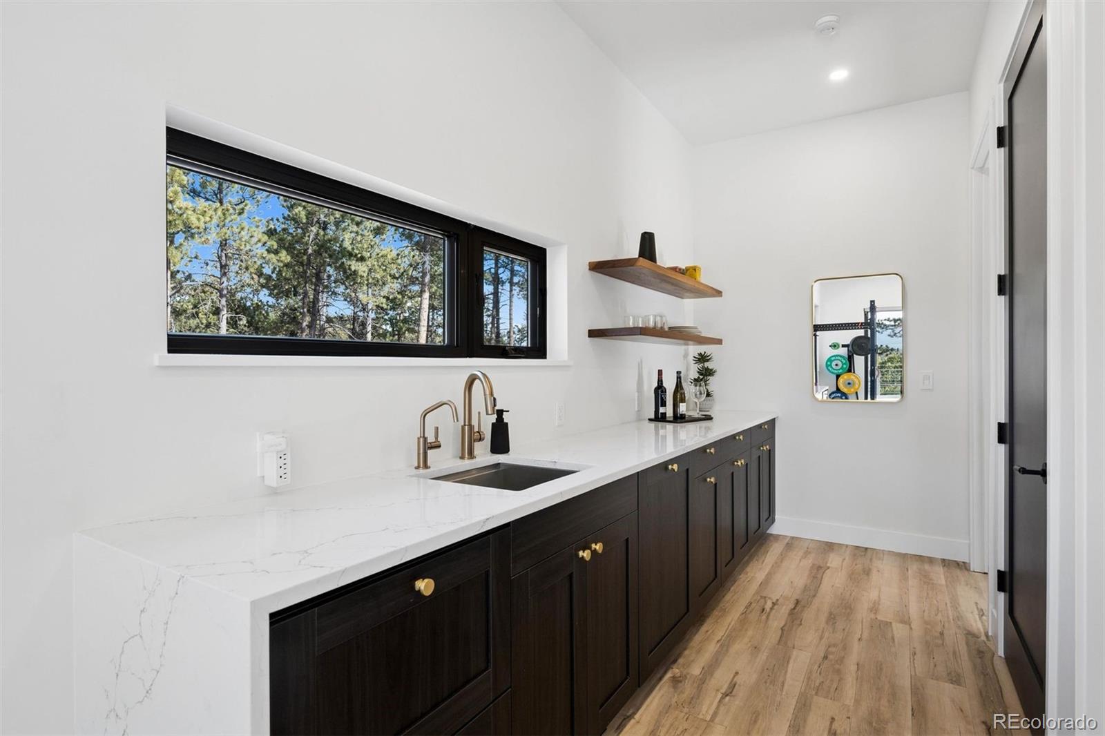 16 S Mt Vernon Country Club Road