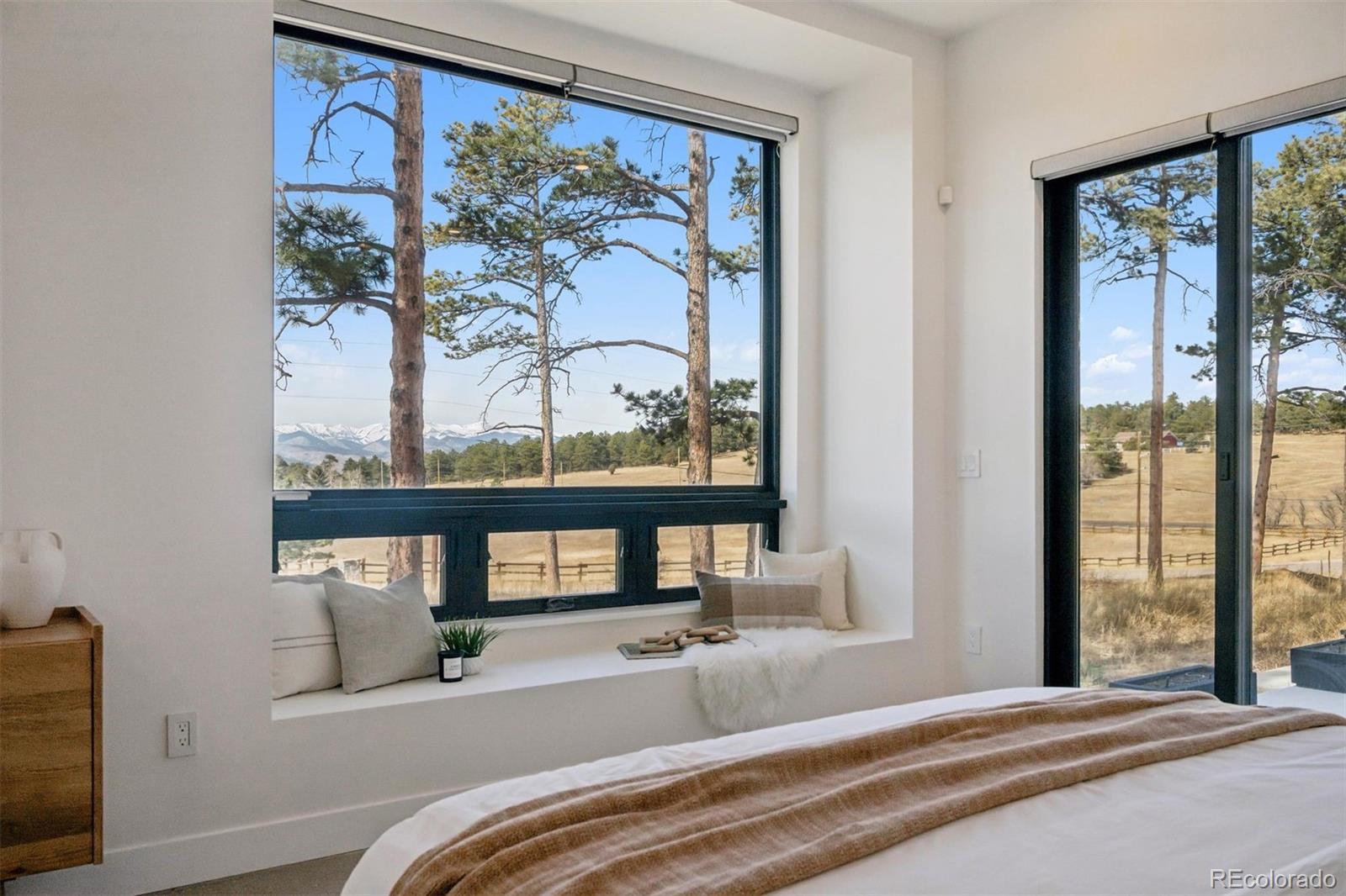 16 S Mt Vernon Country Club Road