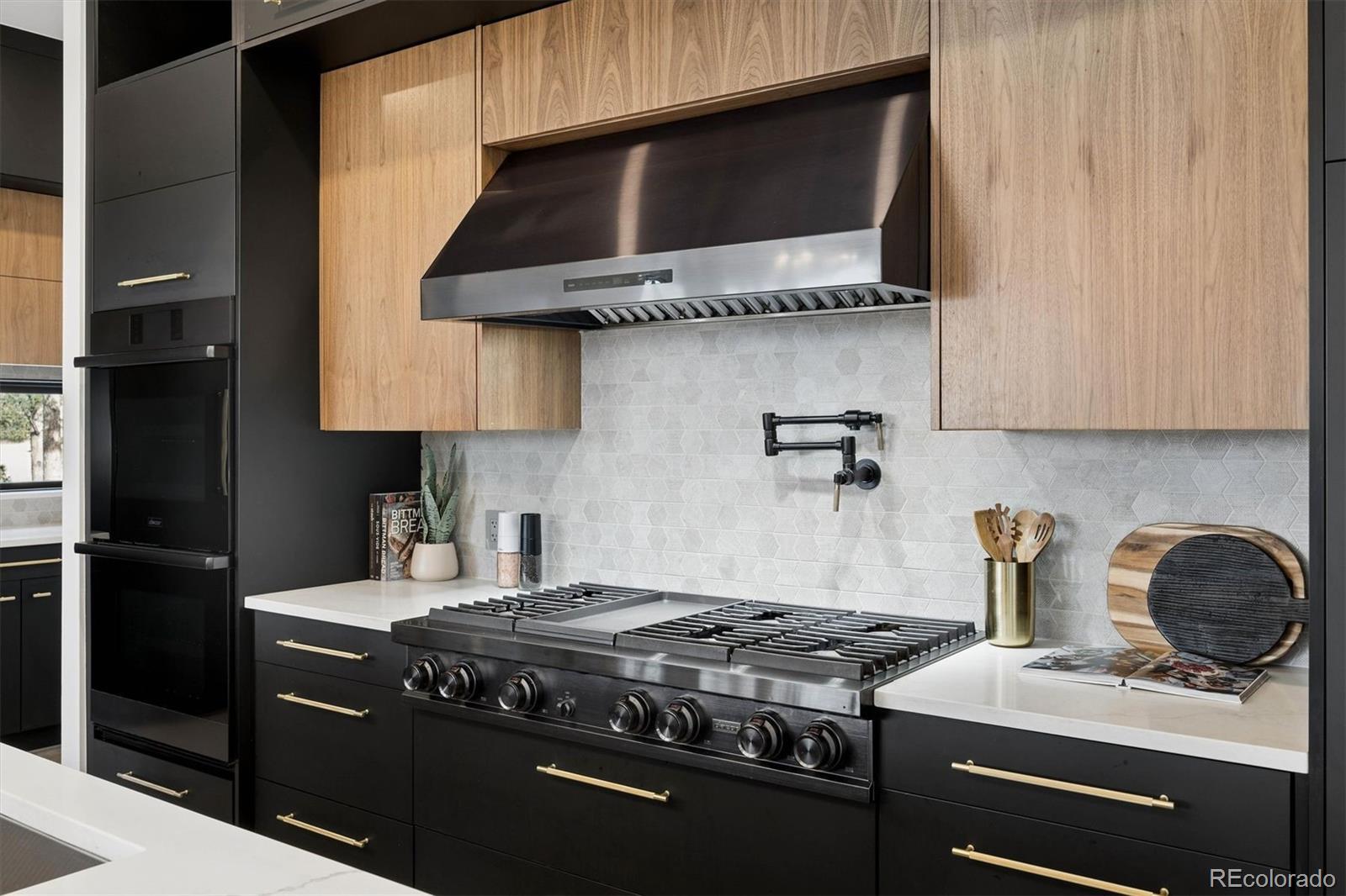 16 S Mt Vernon Country Club Road