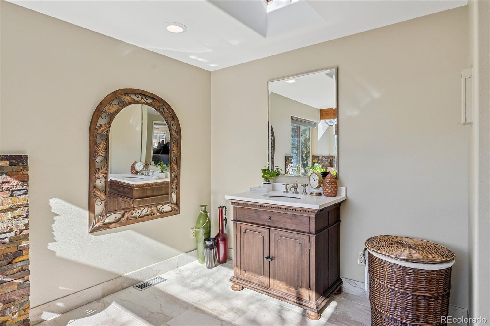 32329 Inverness Drive