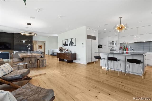 30414 Golf Club Point