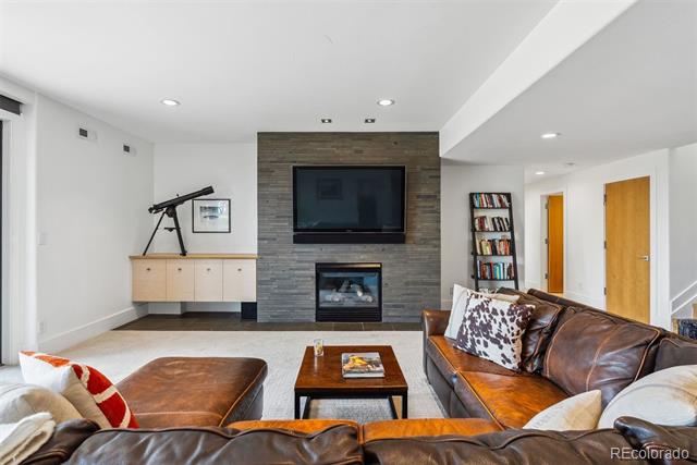 30414 Golf Club Point