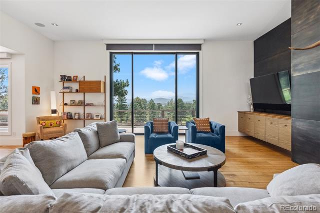 30414 Golf Club Point