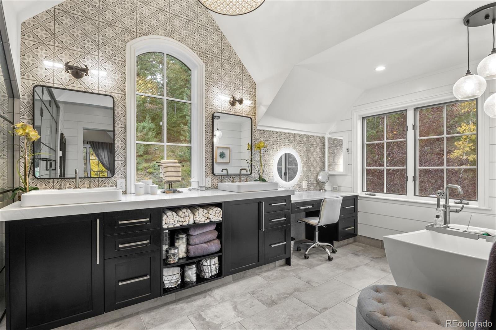 1535 Steamboat Court