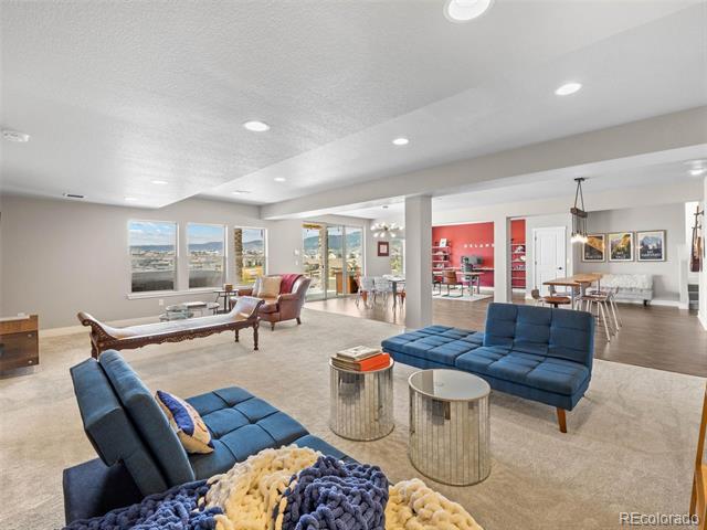 18472 W 95th Place