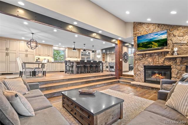632 Cerro Court