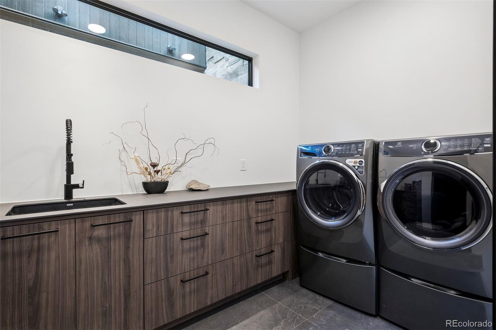 6303 Little Cub Creek Road