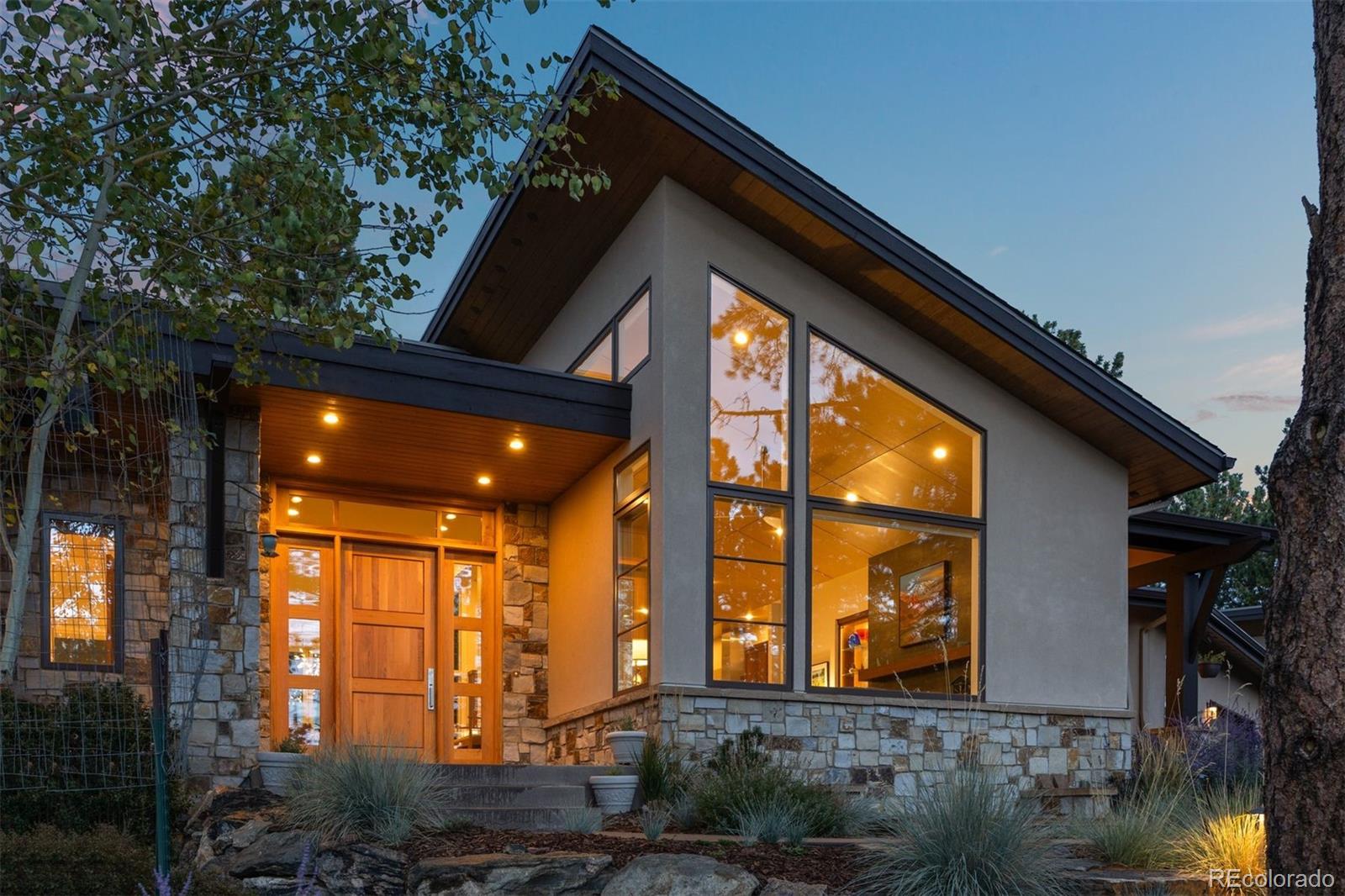 29574 Canterbury Circle