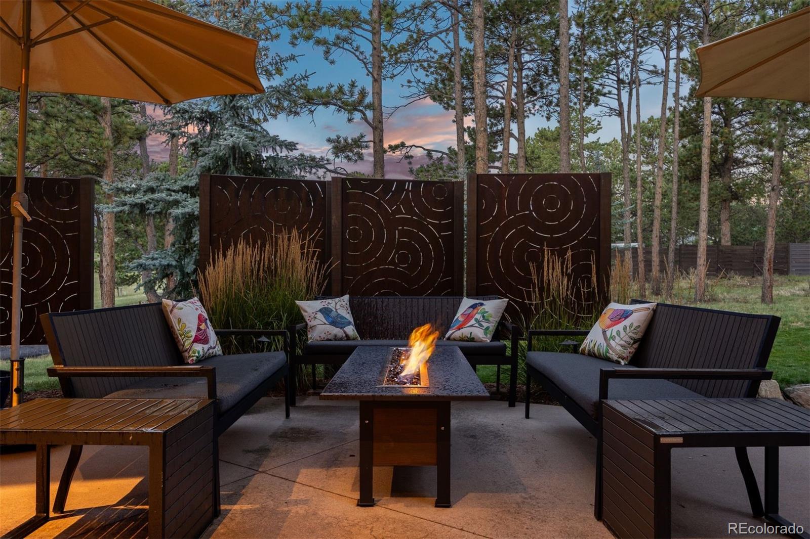 29574 Canterbury Circle