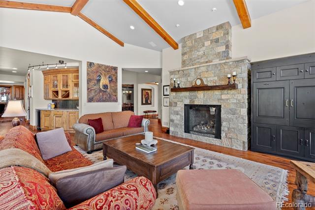 6169 Flat Creek Drive