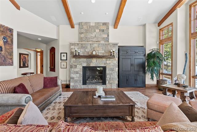 6169 Flat Creek Drive