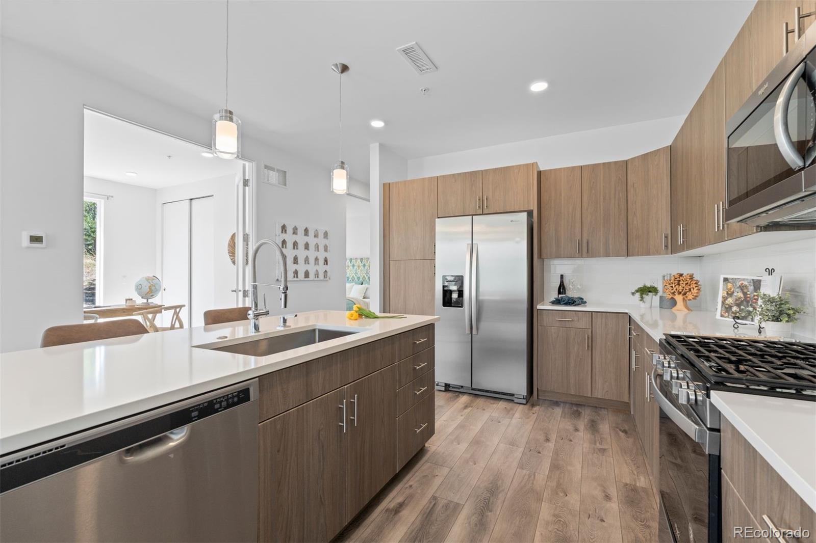 31192 Black Eagle Drive Unit: 201