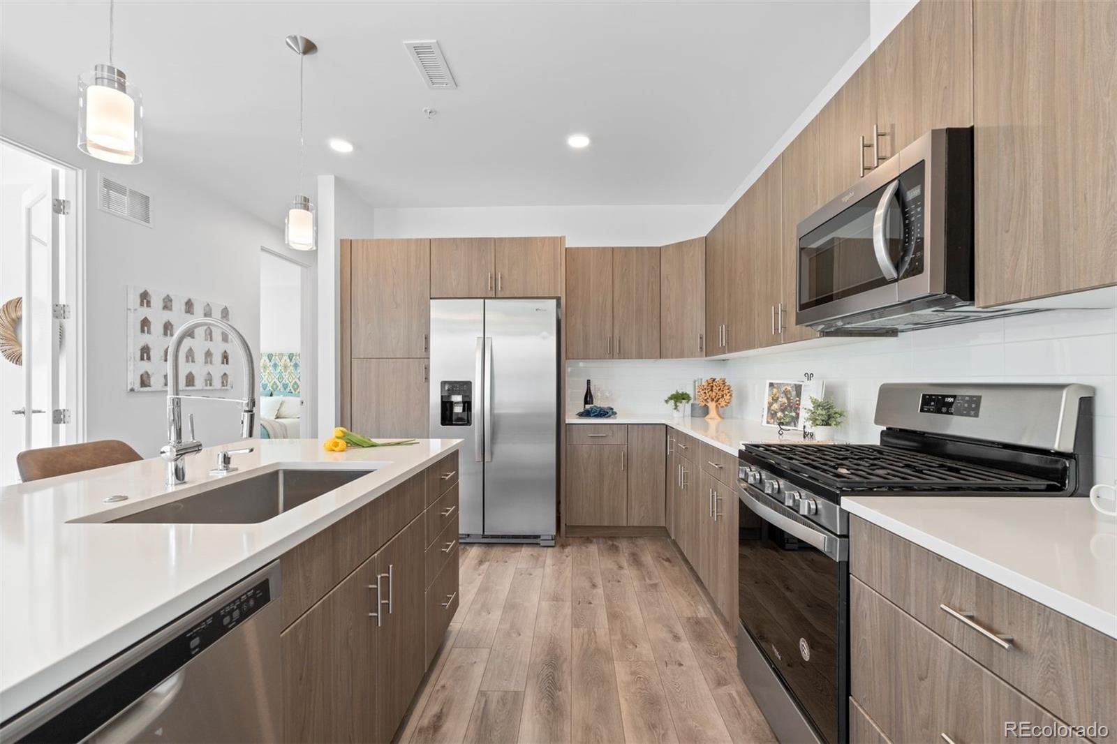 31192 Black Eagle Drive Unit: 201