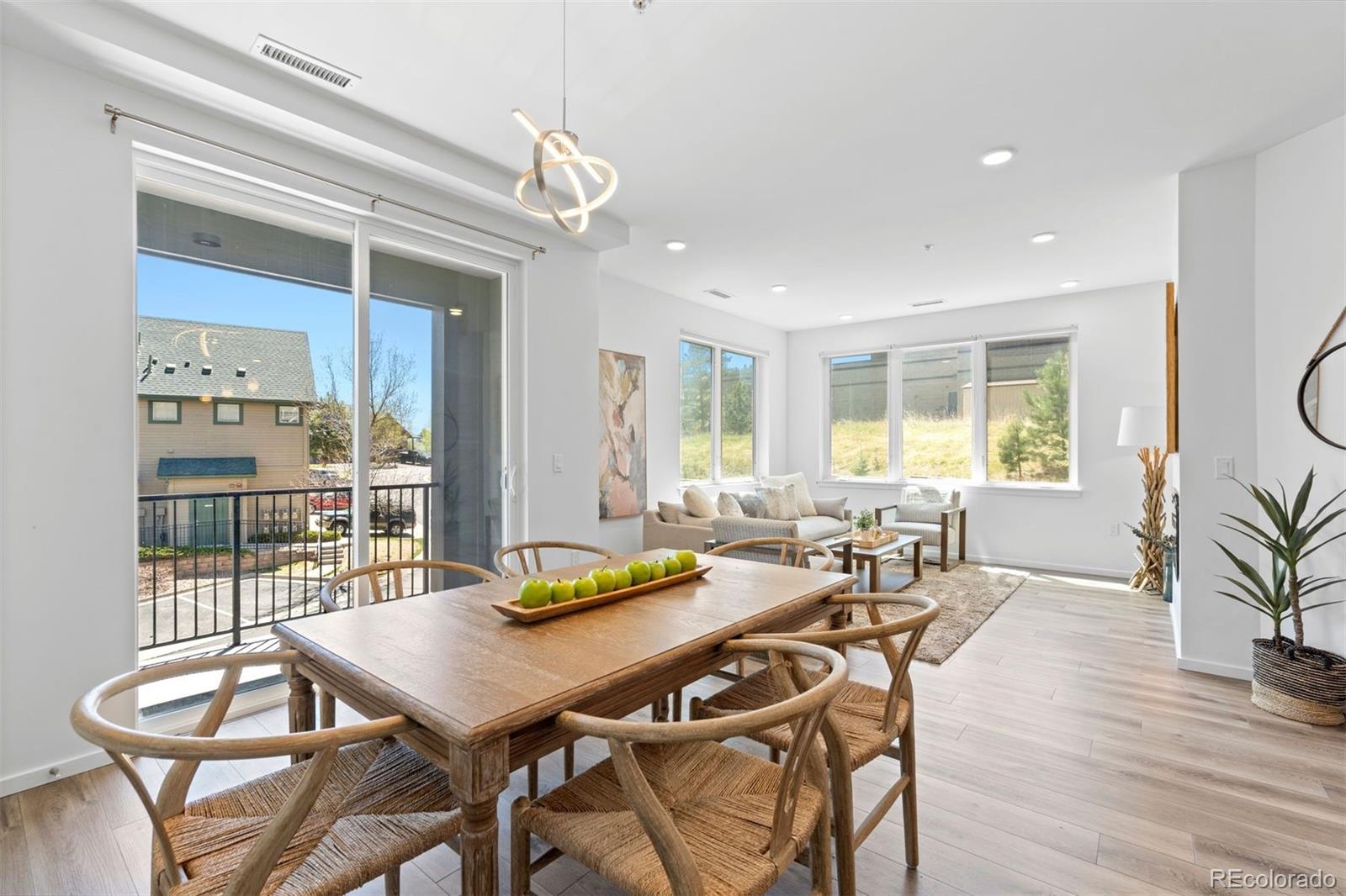 31192 Black Eagle Drive Unit: 201