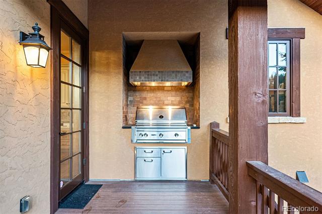 30 W Ranch Trail