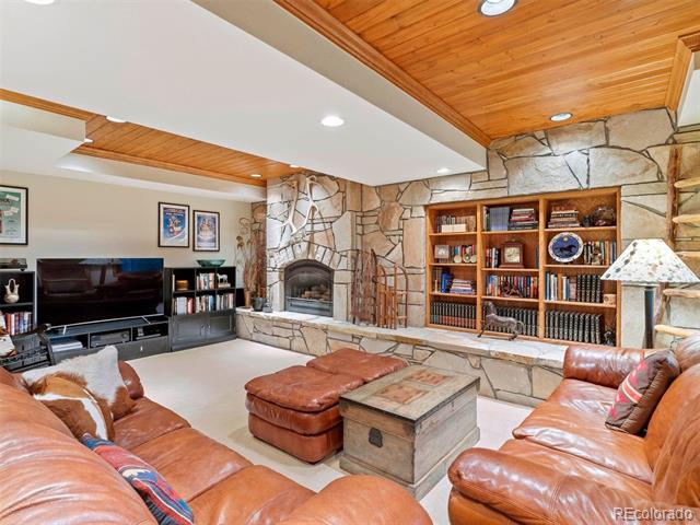 30032 Troutdale Ridge Road