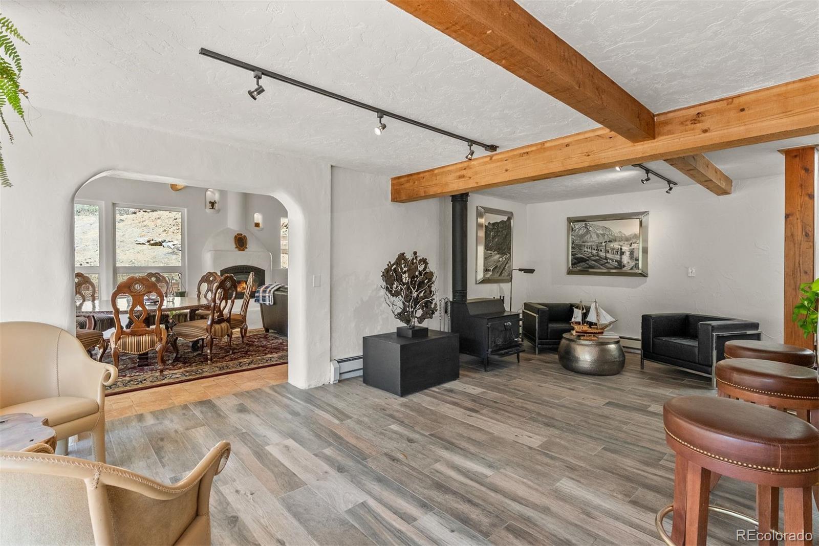1053 Red Moon Road