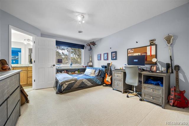 2492 Baldy Lane