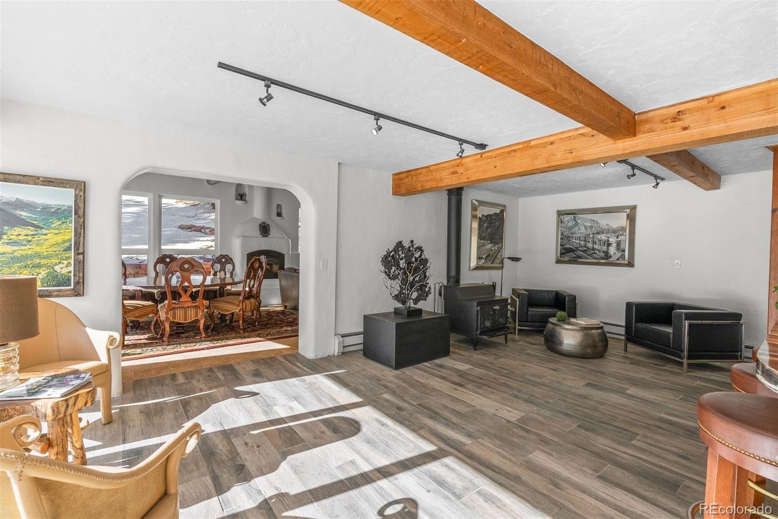 1053 Red Moon Road