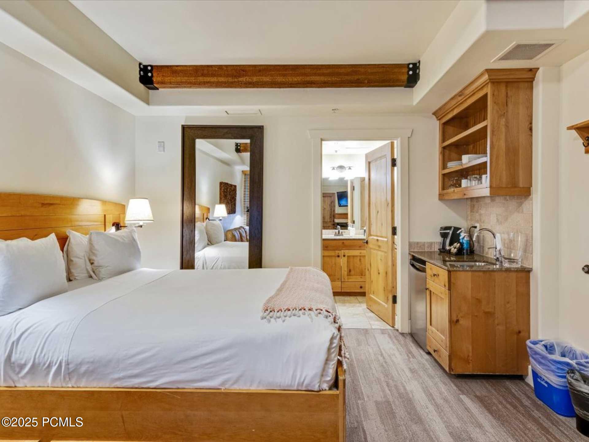 1456 Newpark Boulevard, 417