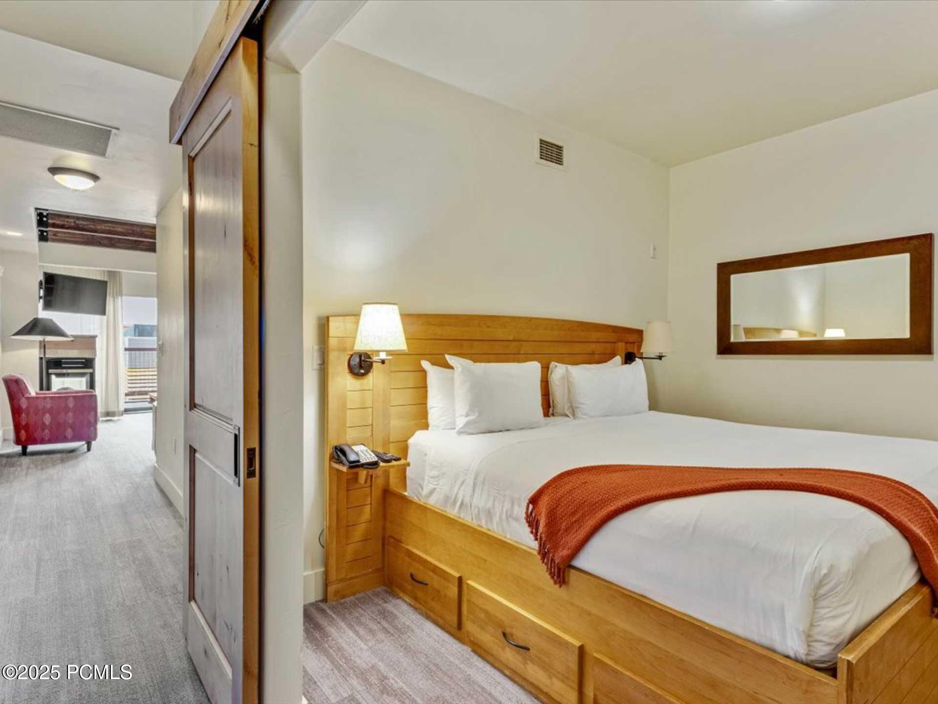 1456 Newpark Boulevard, 417