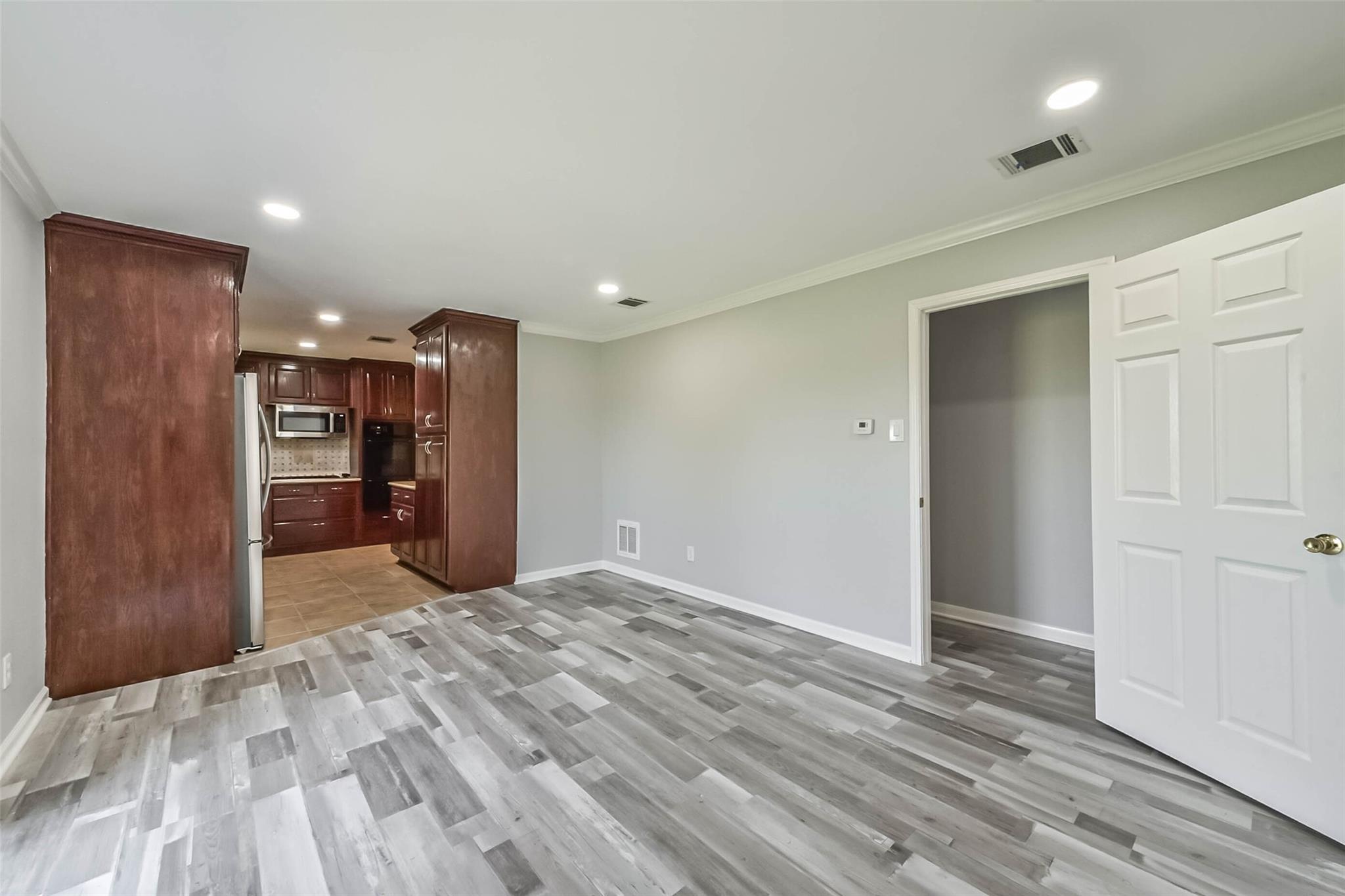 10999 Fairland Drive
