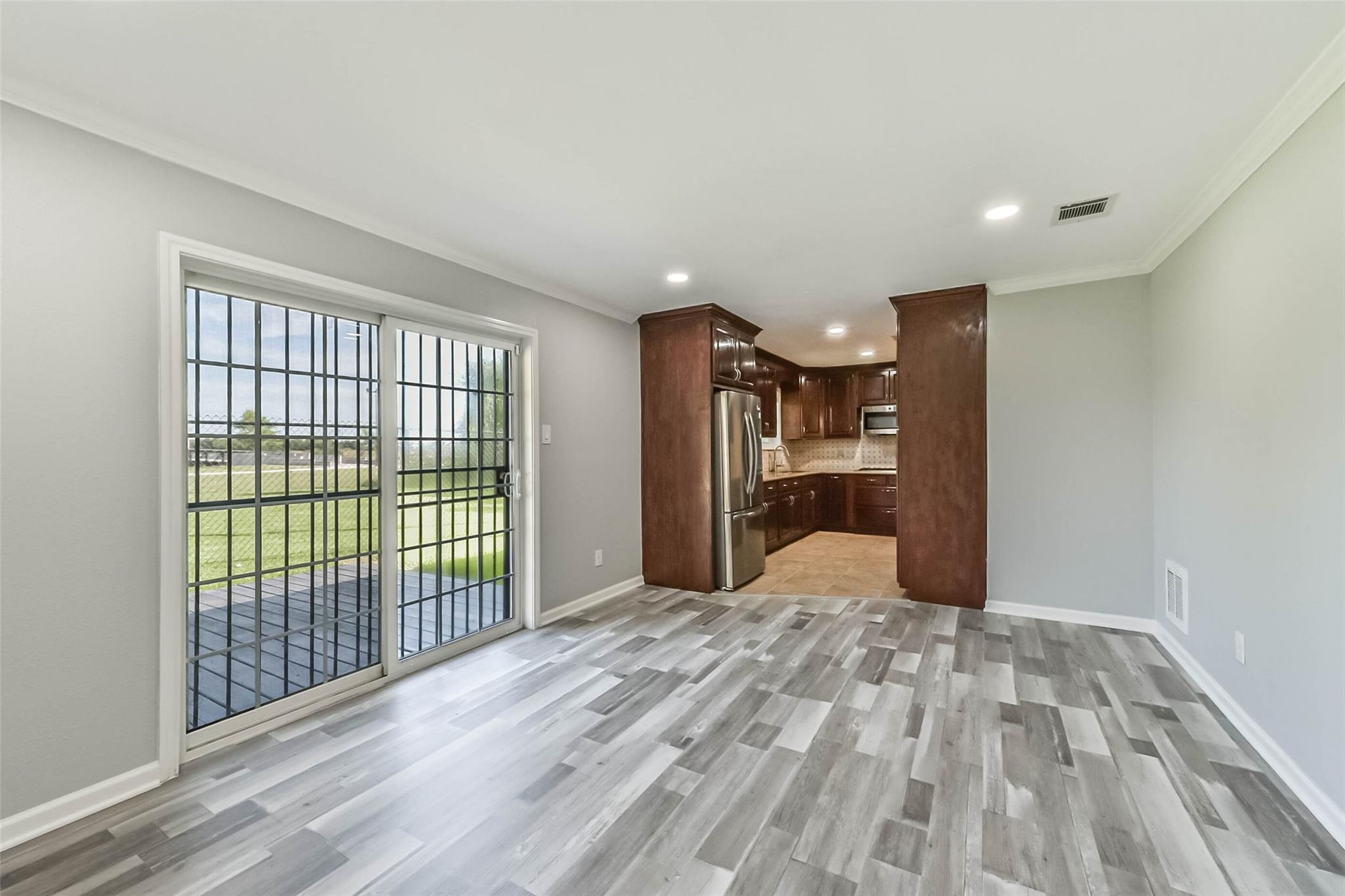 10999 Fairland Drive
