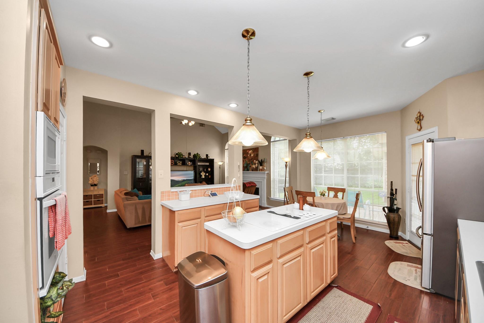 7015 Morningside Drive