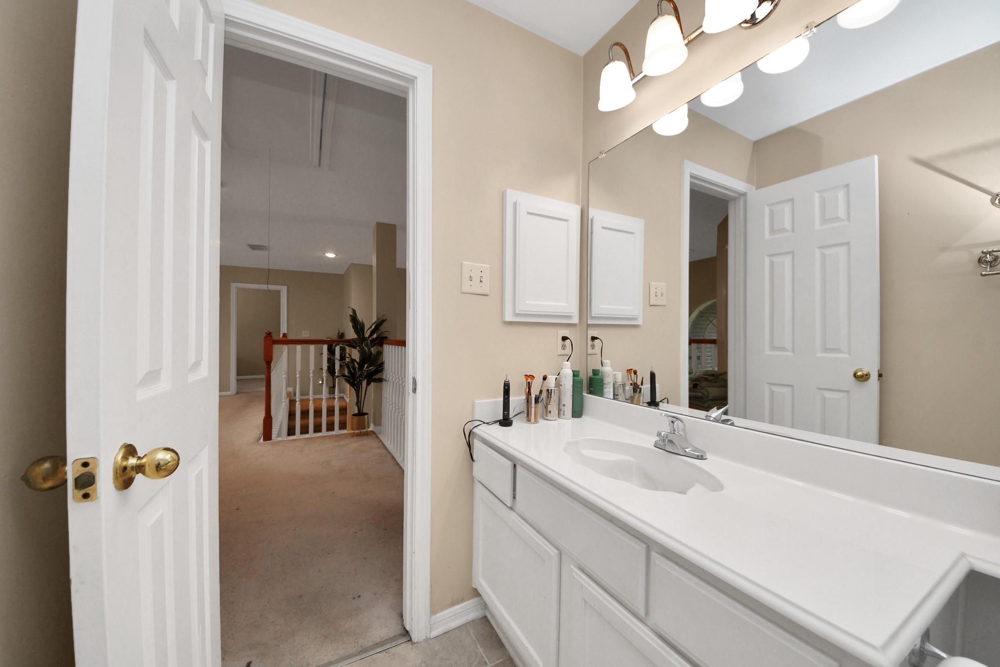 7015 Morningside Drive
