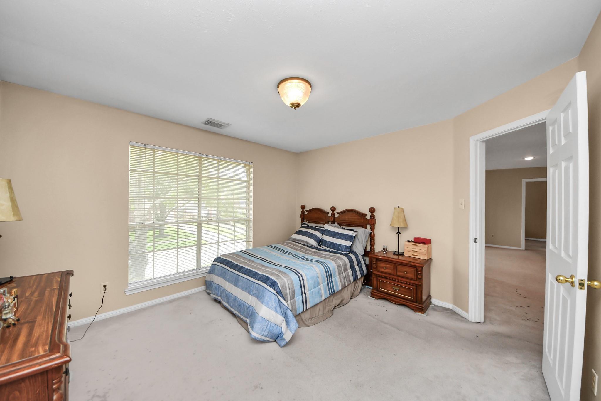 7015 Morningside Drive
