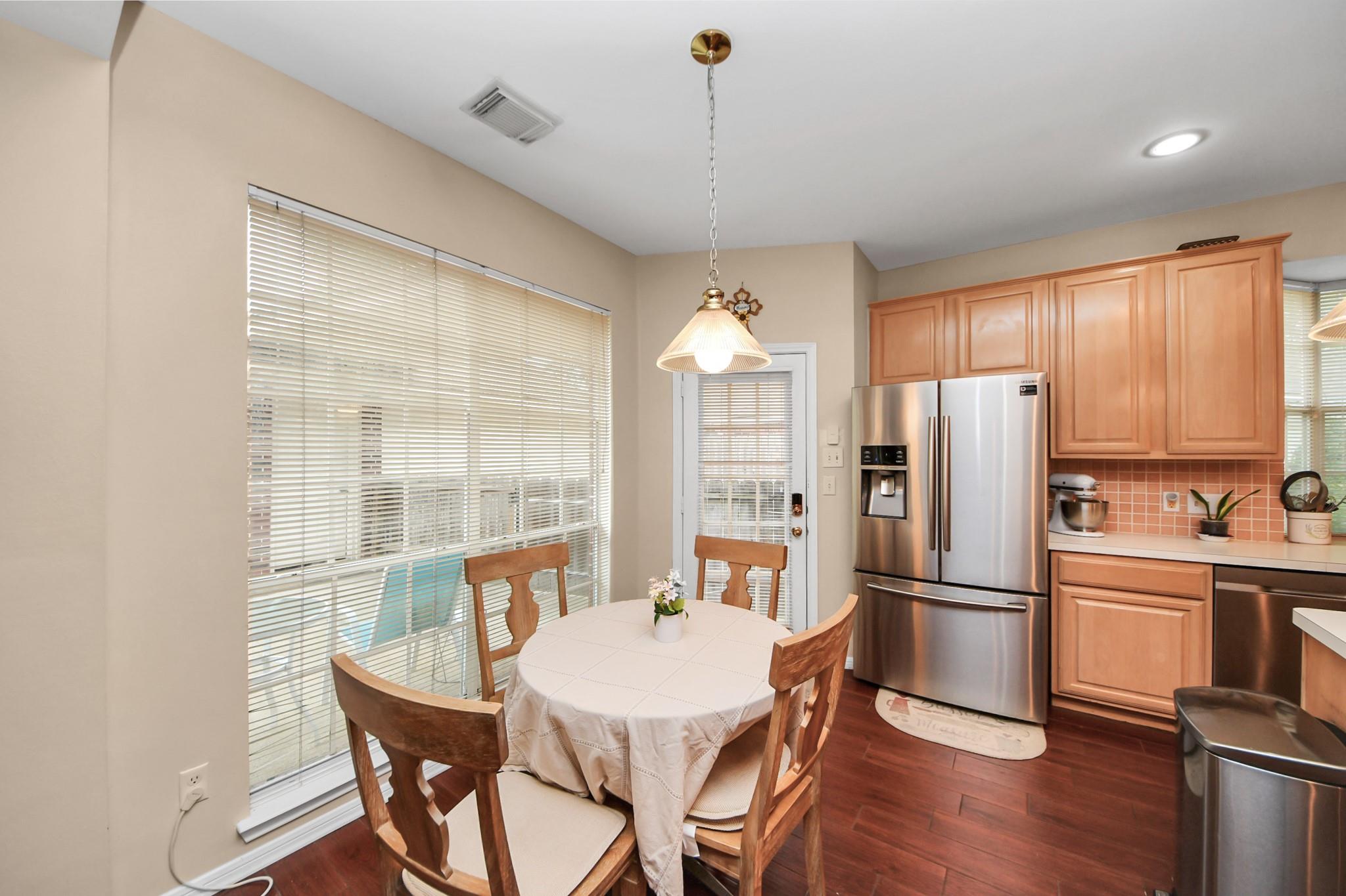 7015 Morningside Drive