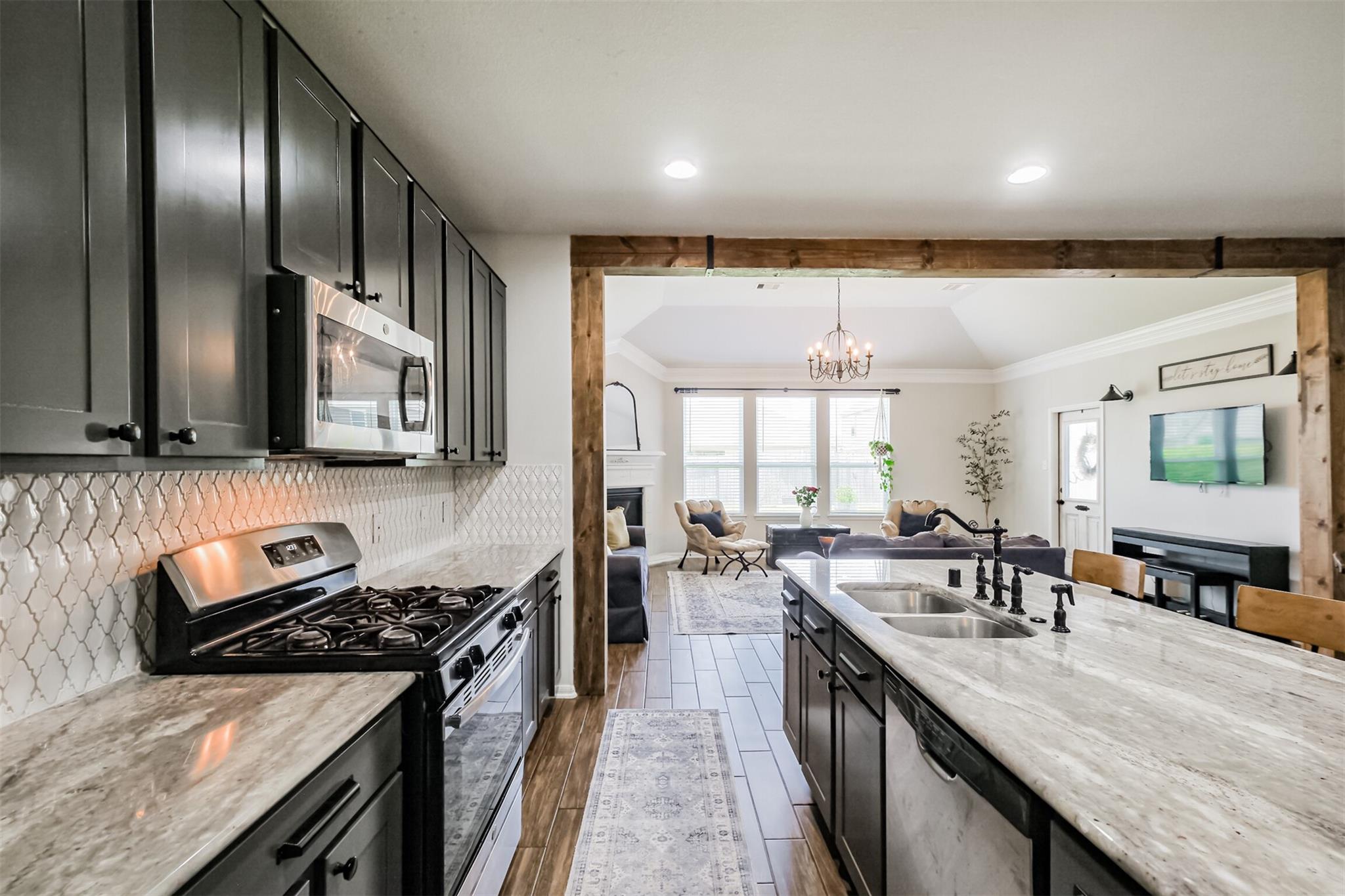 107 Saw Mill Ridge