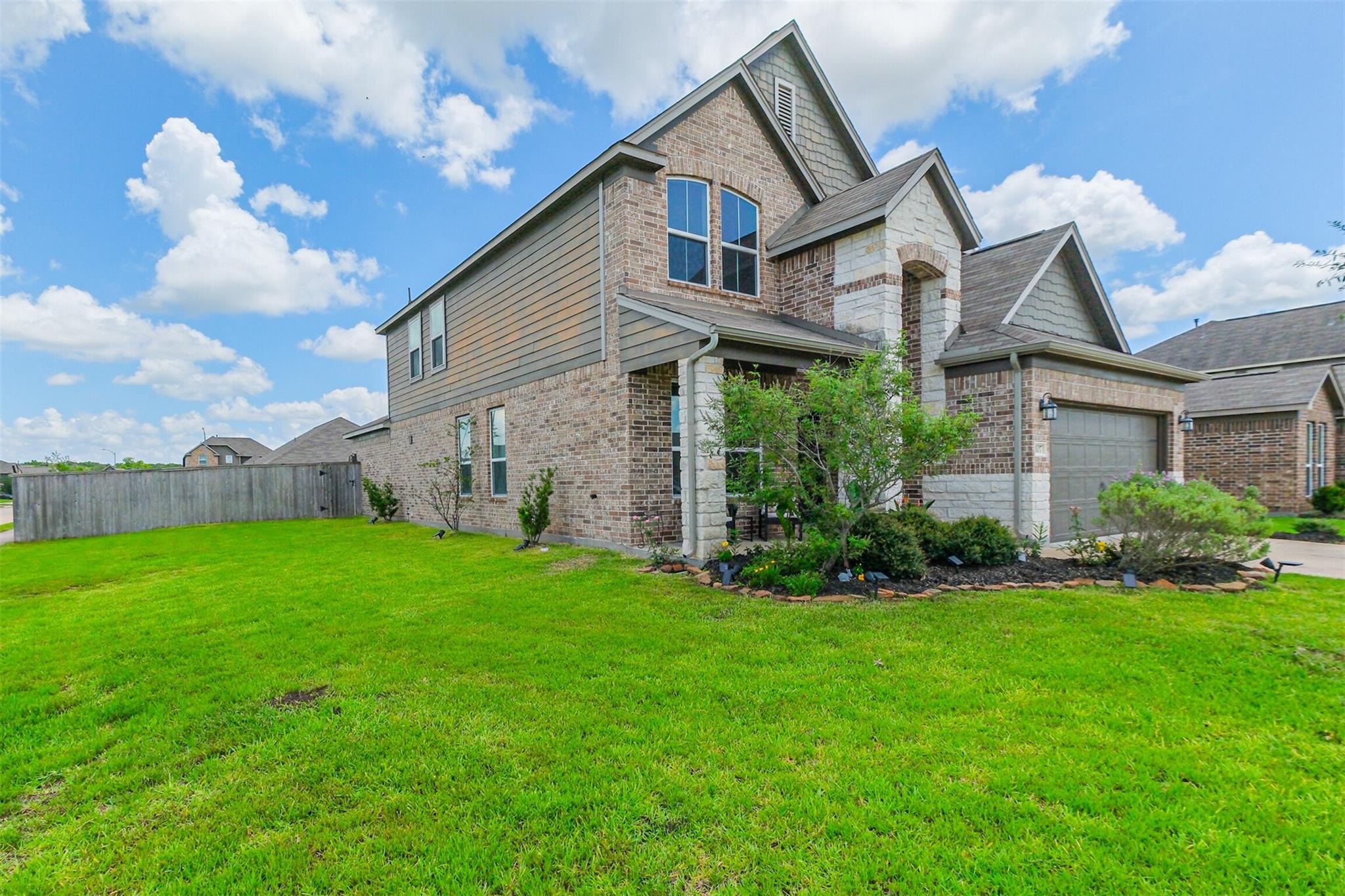 107 Saw Mill Ridge
