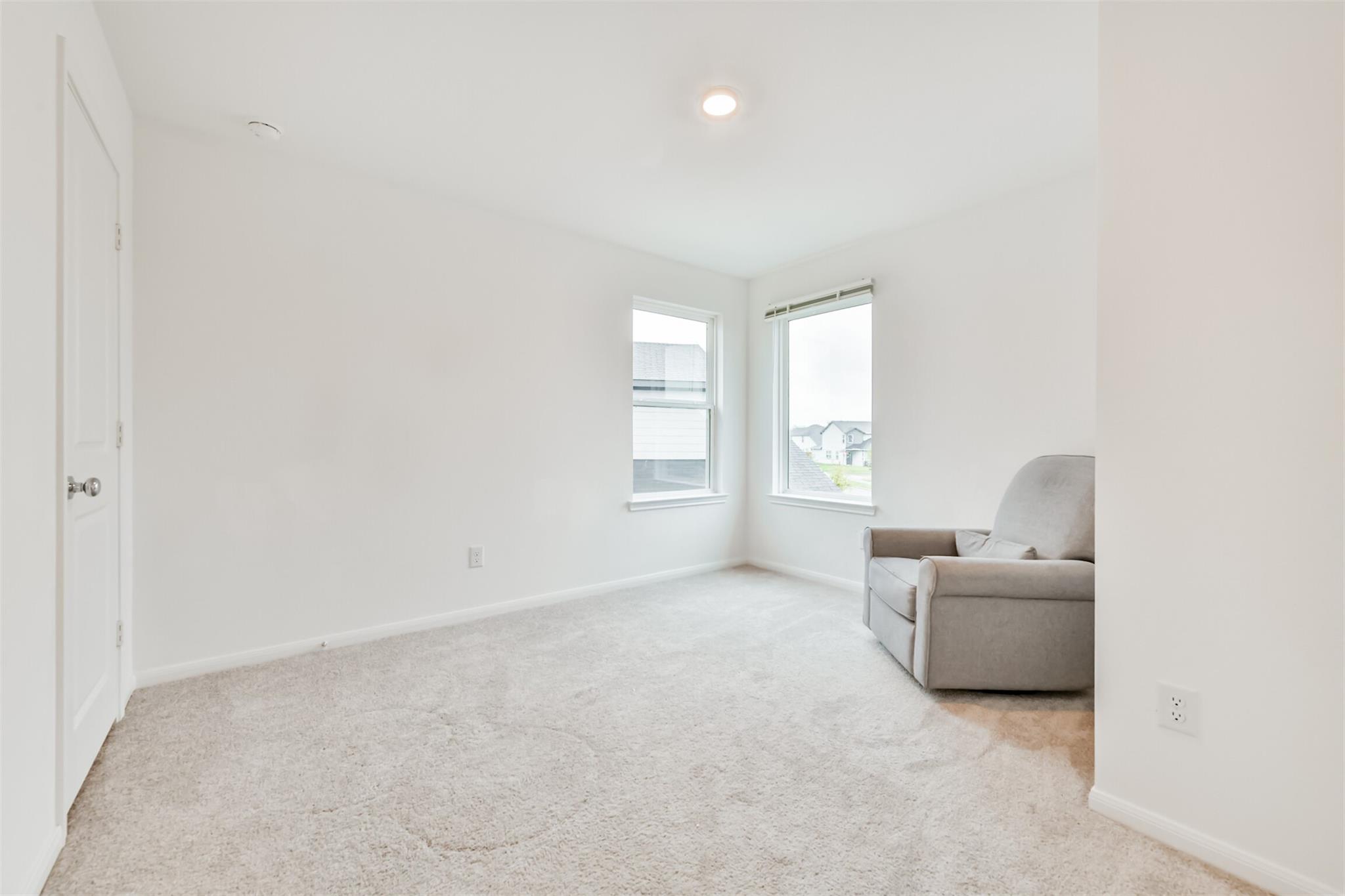 1919 Quiet Garden Lane